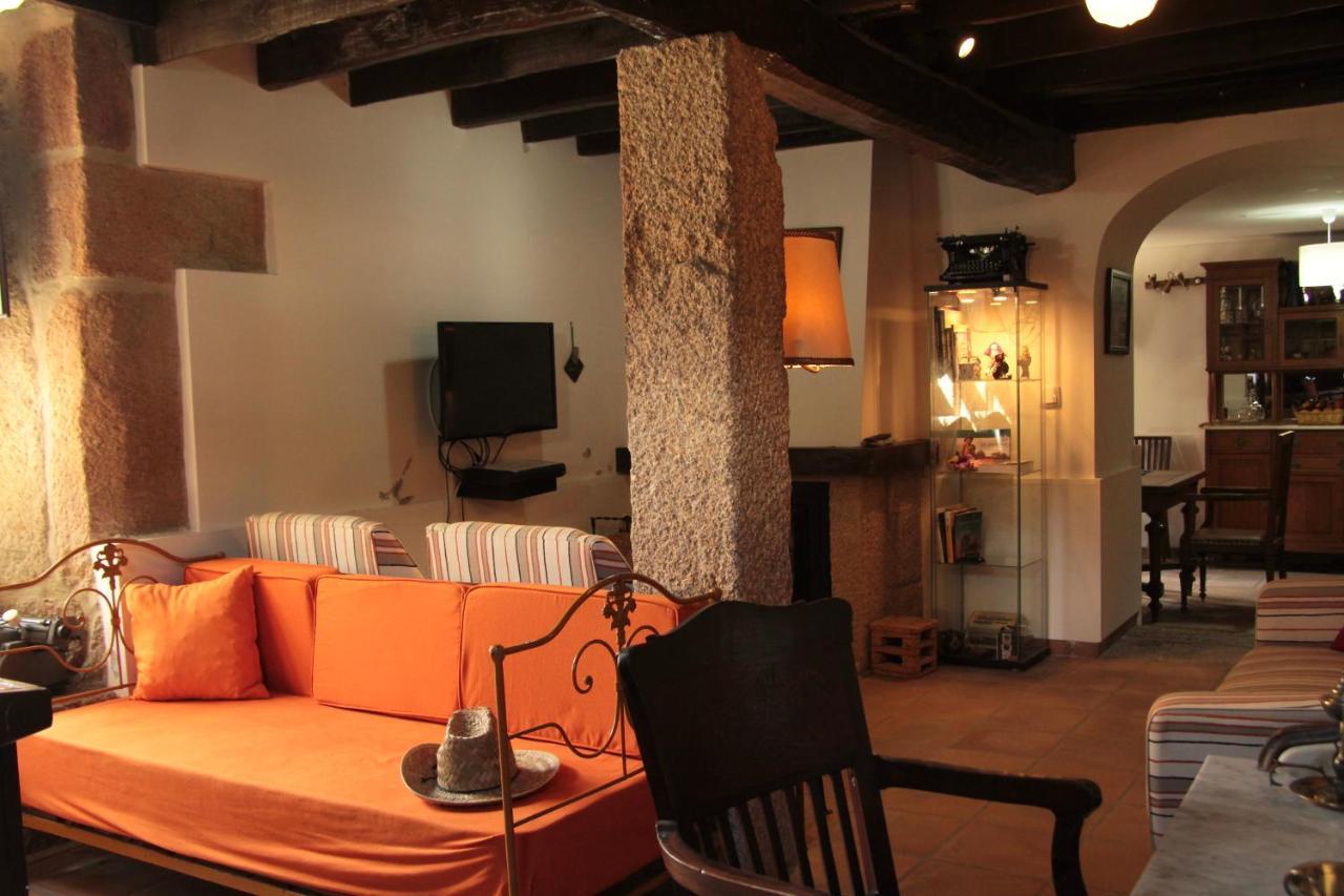 Casa Do Balcao Guest House Alcains Екстериор снимка