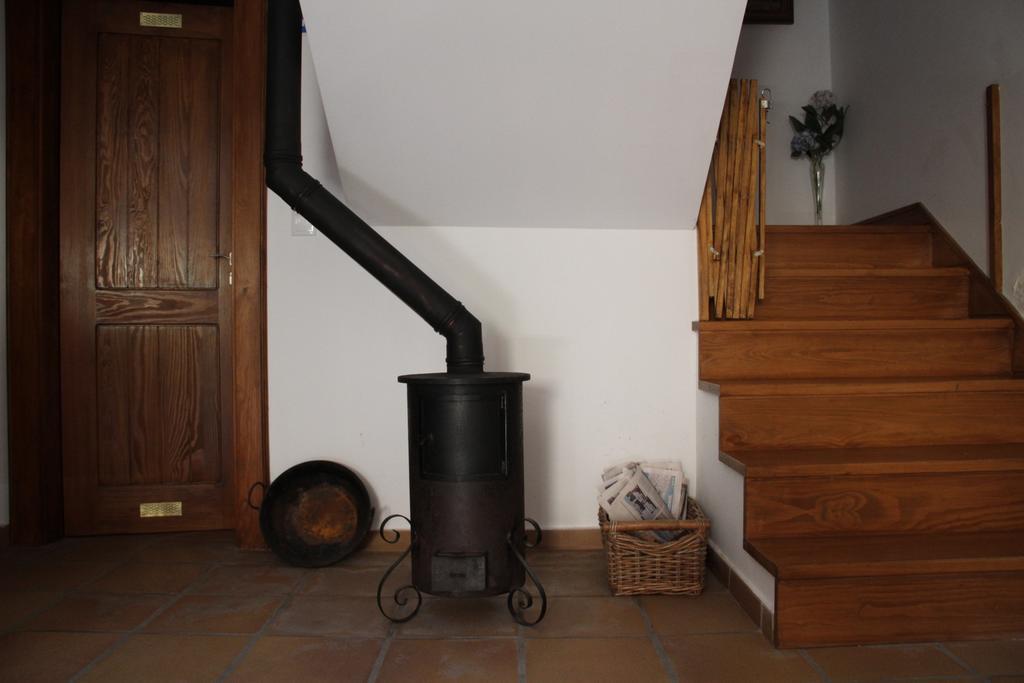 Casa Do Balcao Guest House Alcains Екстериор снимка